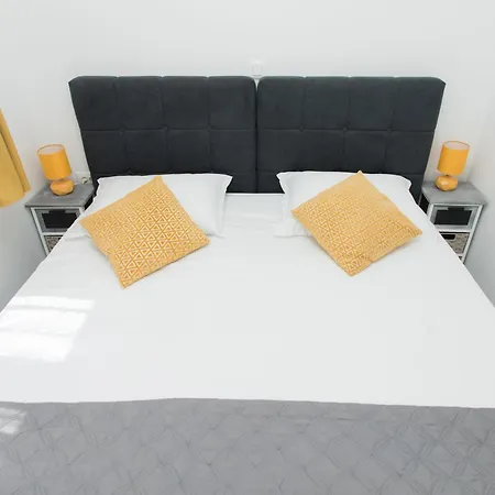 Mediteran Πανσιόν 4*