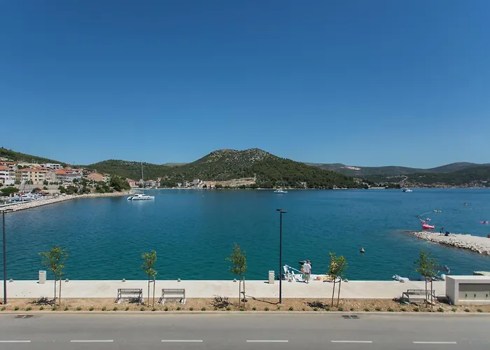 Mediteran בית הארחה מרינה